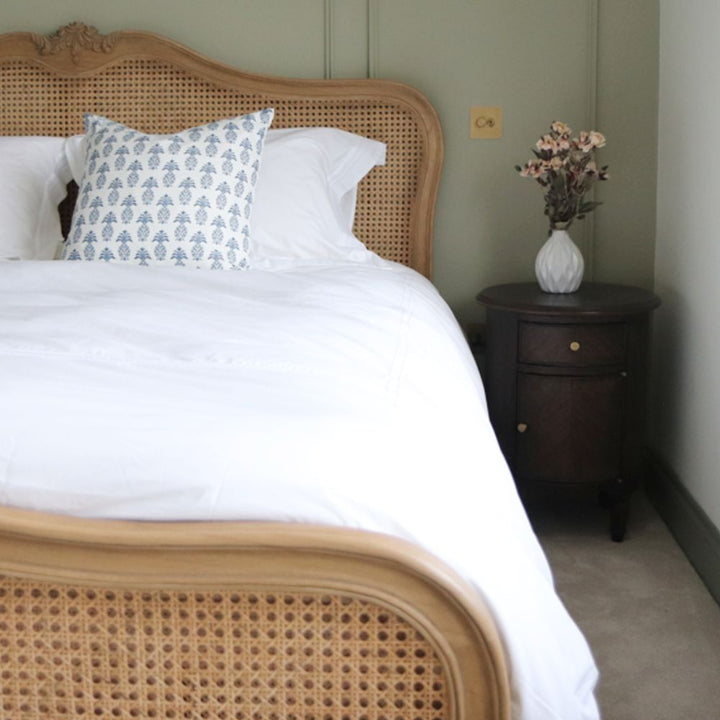 chic 6 cane bed weathered