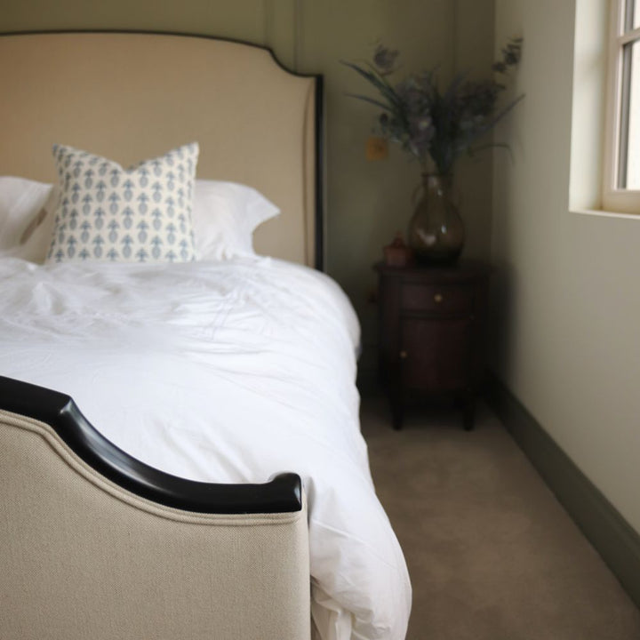 victoria upholstered 6ft super king size bed