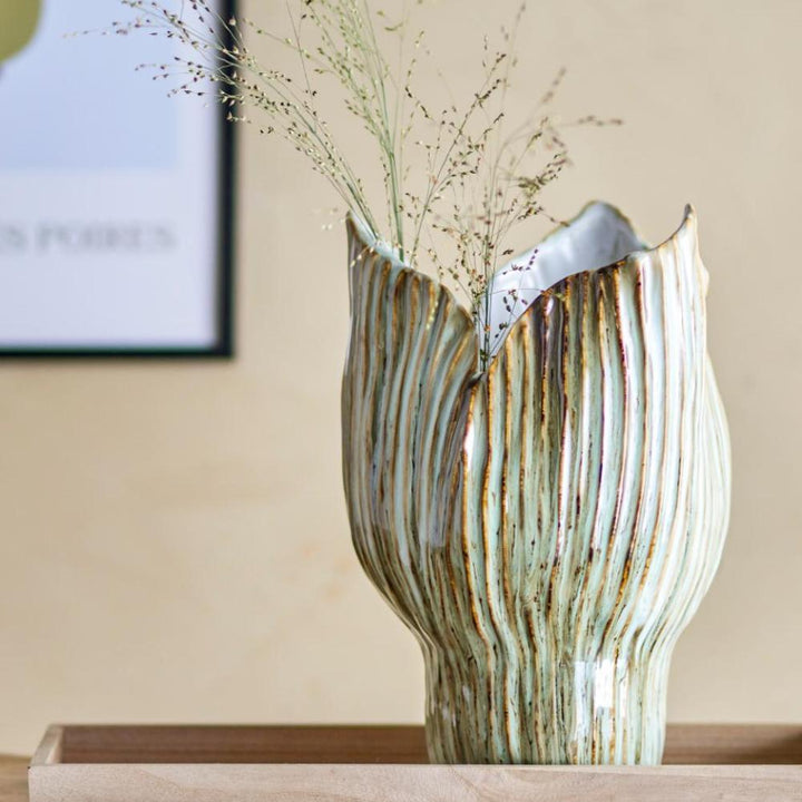 mahira vase