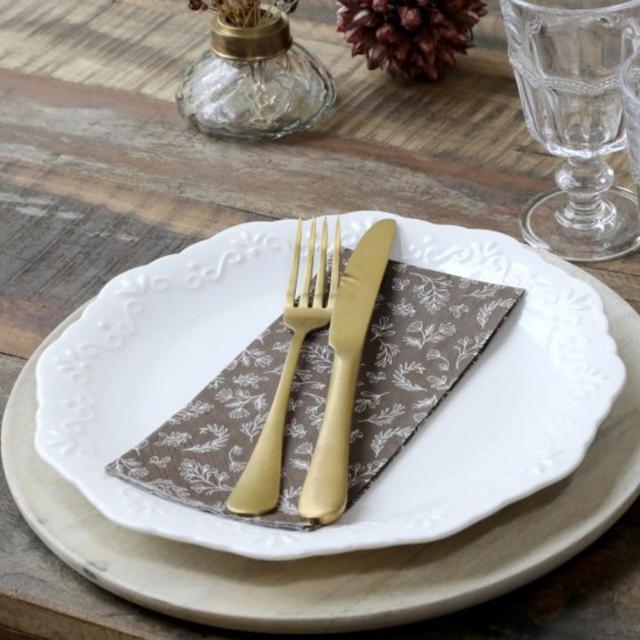 napkin with leaves