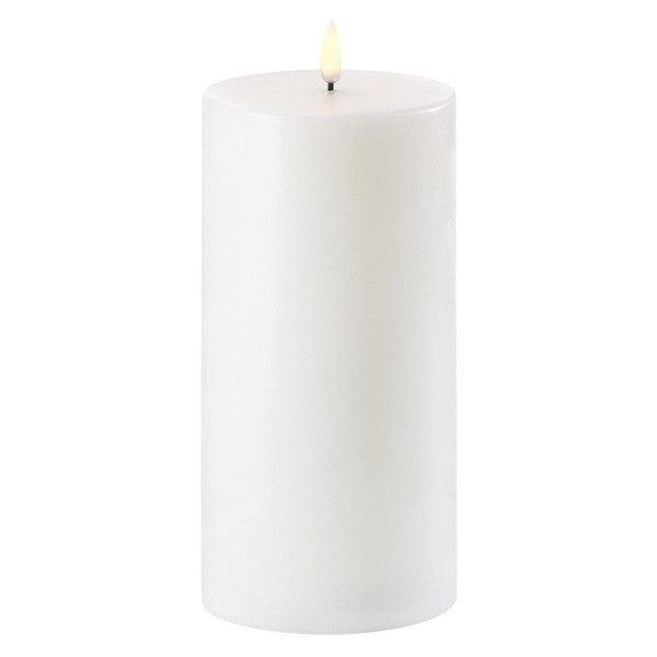 LED Pillar Candle 25cm - Nordic White Piffany