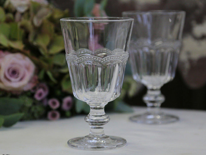 Lace Wine Glass Podfurniture