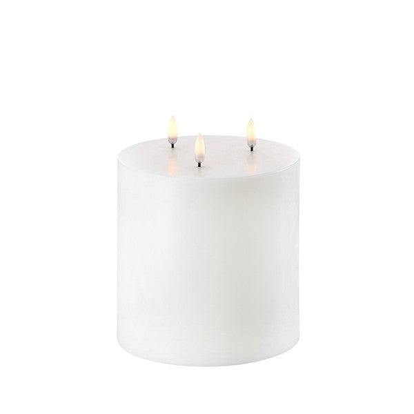 Triple Flame LED Pillar Candle - Nordic White Piffany